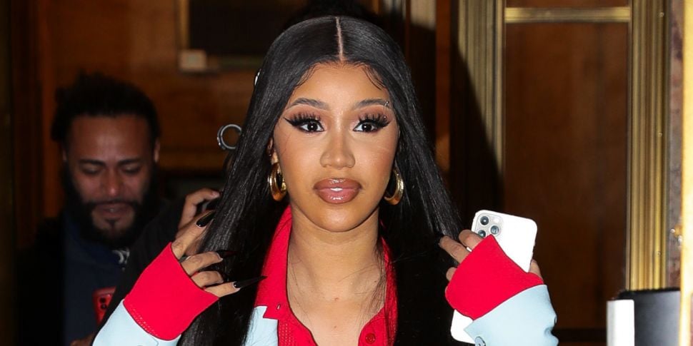 Cardi B Deletes Twitter Following Harsh War Of Words With Fans ...