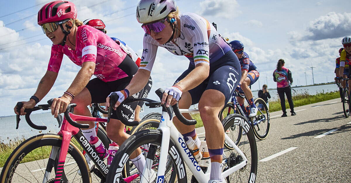 Gillespie Racing Lara Gillespie in the mix at first race since Tour de France debut ...