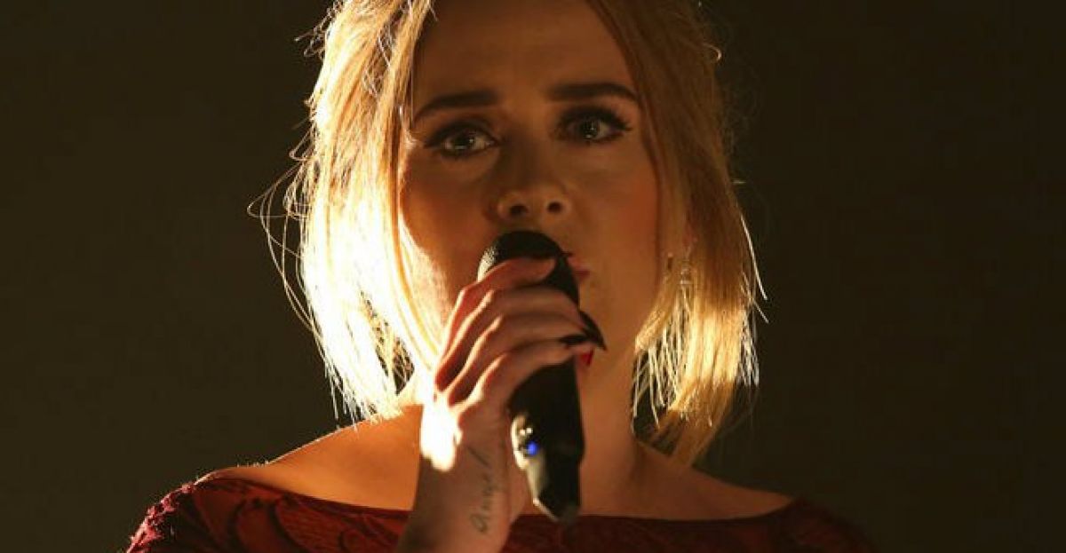 Adele Wins Best British Female Solo Artist At The Brits 3111