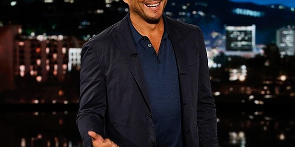 Will Arnett Orders His Chinese...