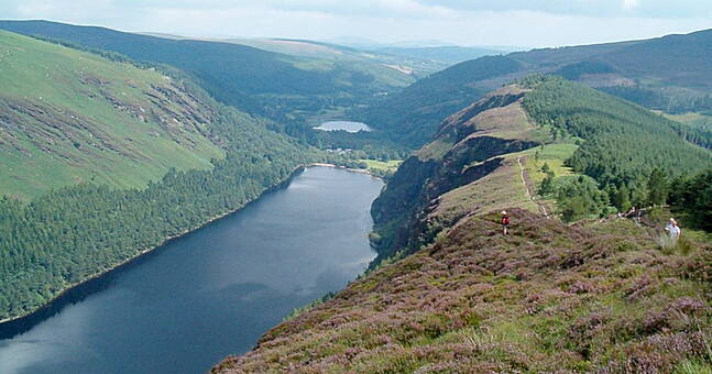 Appeal To Stay Within 5km Limit After 100 People Fined At Wicklow Mountains - Vimarsana News