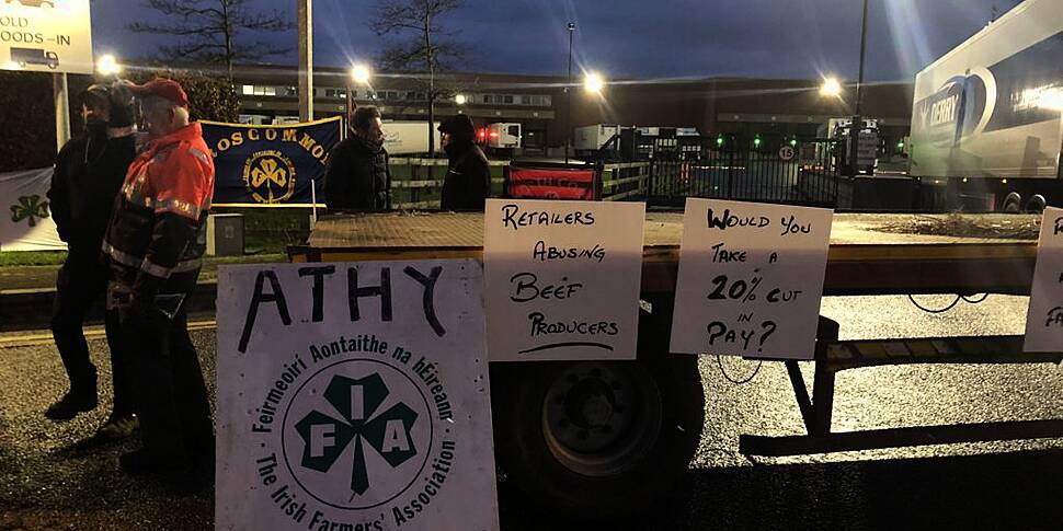 Farmers Blockading Distributio...
