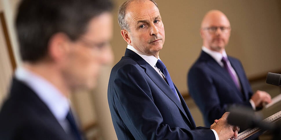Cabinet Agrees To Phased Easin...