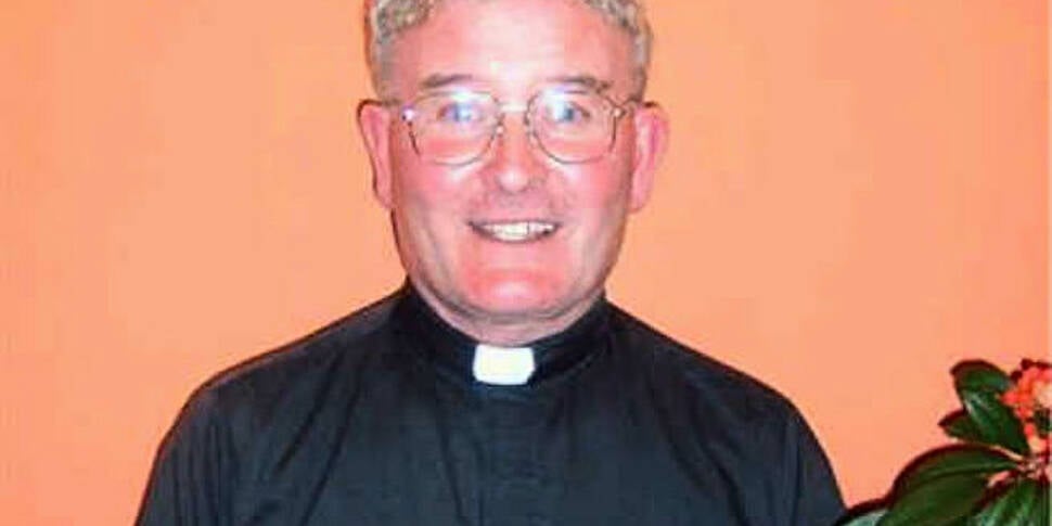 Priest Finds Thief In His Wardrobe Gives Him A Lift