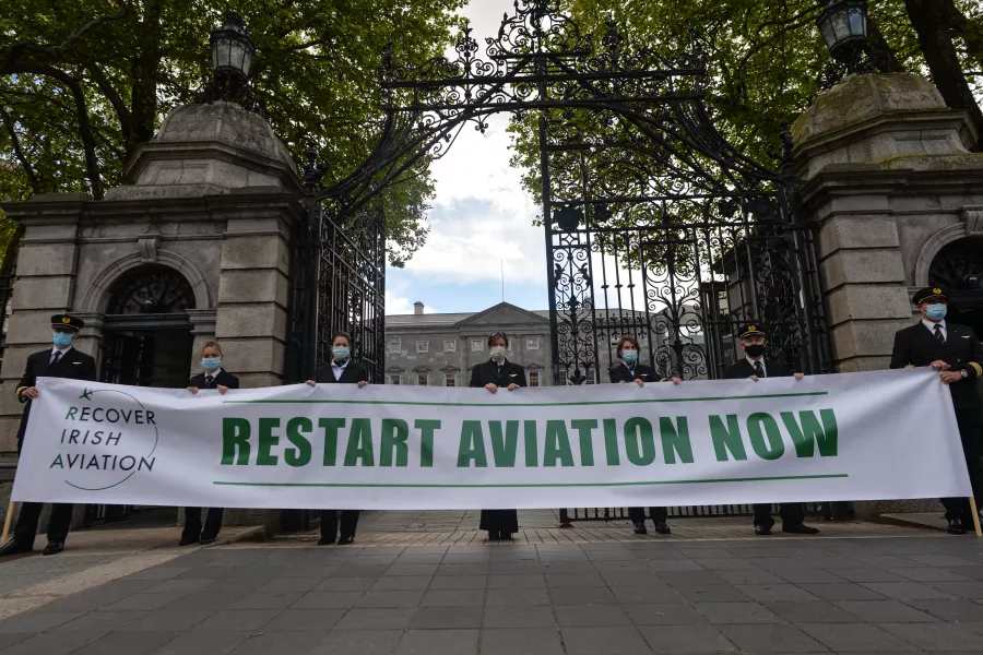 Members of IALPA outside the Dail 