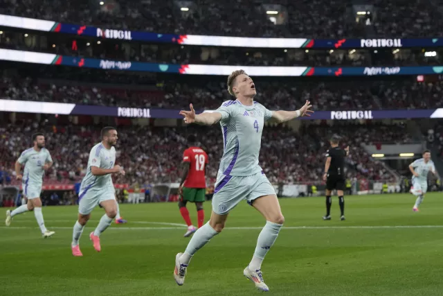 McTominay celebrates his goal