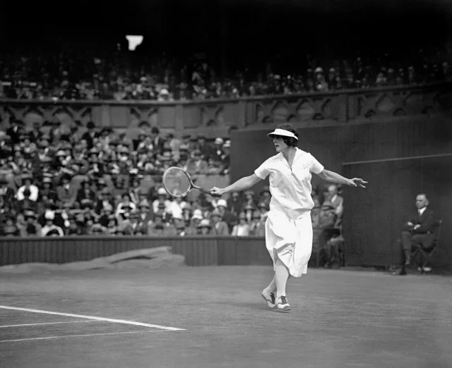 Helen Wills Moody playing at Wimbledon