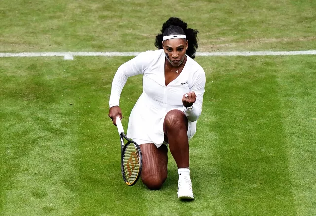 Serena Williams celebrates a point in the first set