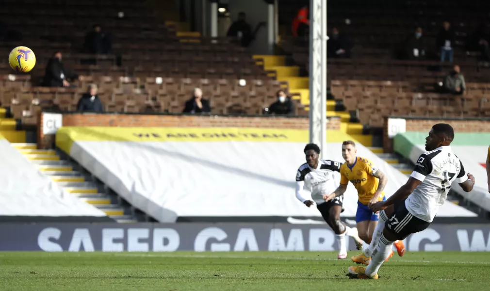 Ivan Cavaleiro slips as he misses a penalty