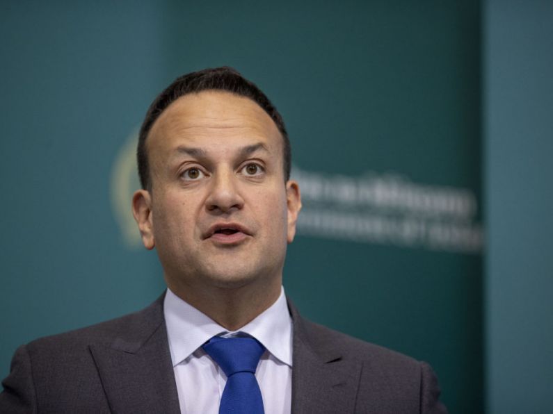 Leo Varadkar advises people not to book Christmas flights home yet