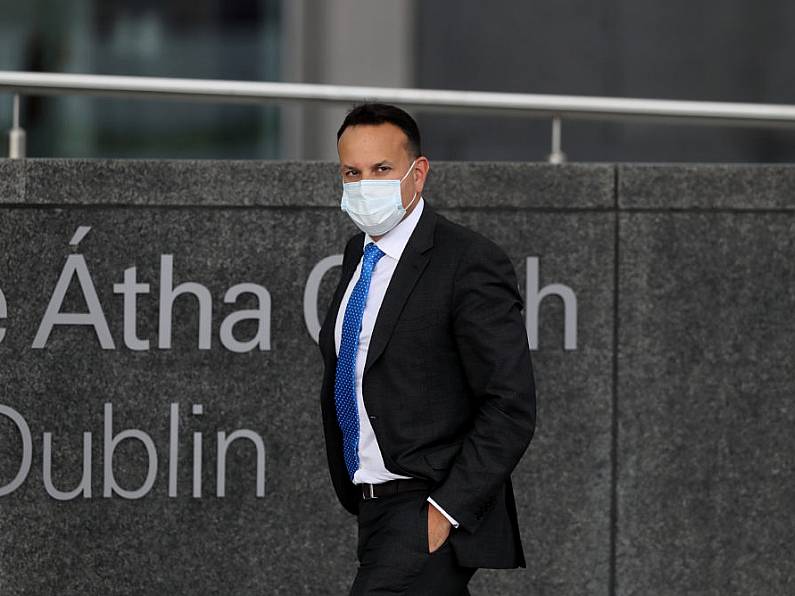 Opposition parties set to question Varadkar about contract leak