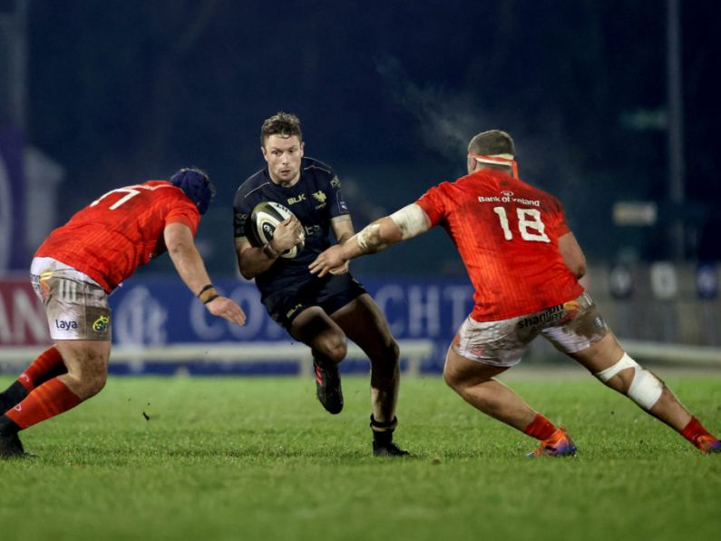 Munster survive late Connacht fightback to claim valuable victory