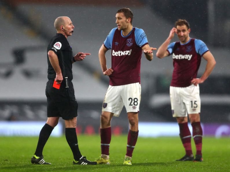 Mike Dean asks to sit out round of Premier League games after death threats