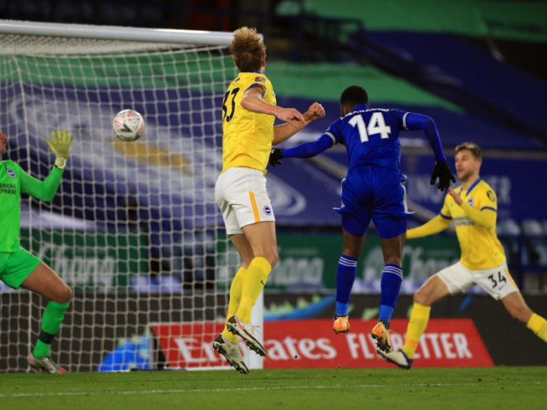 Kelechi Iheanacho scores at the death as Leicester see off Brighton