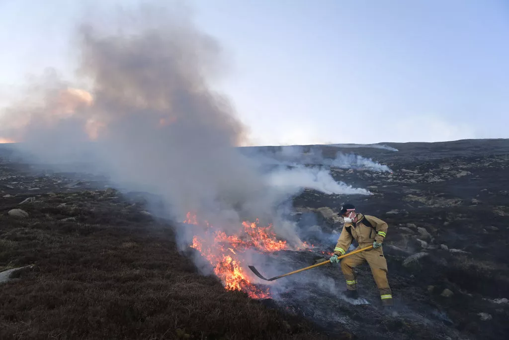 Major Incident Declared As Mourne Mountains Moorland Fire Continues