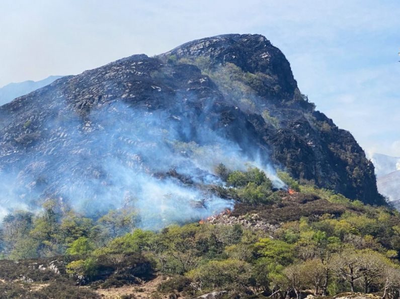 Crews tackle fire in Killarney National Park for third night