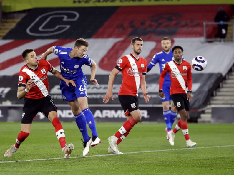 Leicester held to draw at 10-man Southampton | Premier League | Southampton 1 - 1 Leicester City