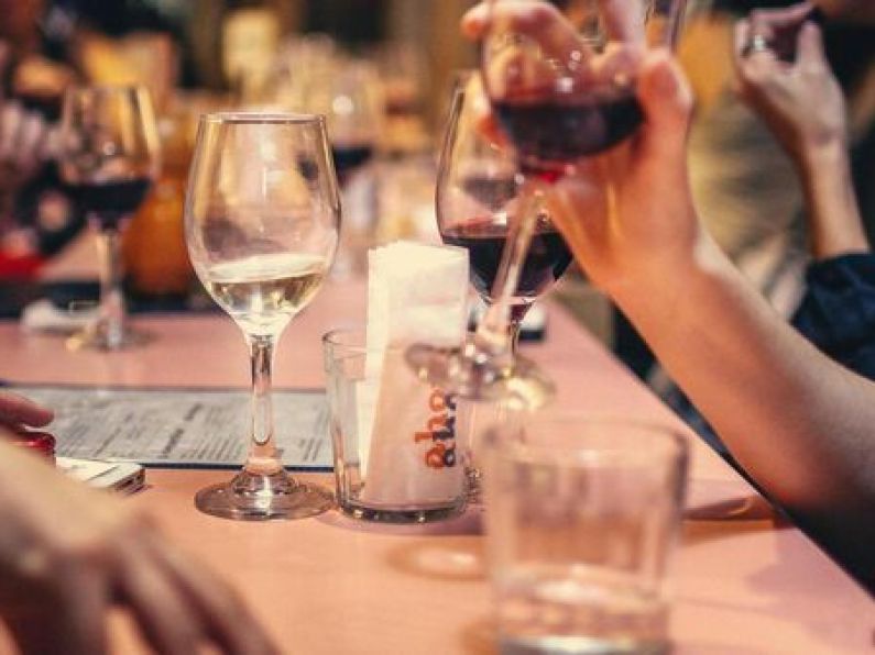 Government urged to let restaurants resume indoor dining on June 2nd