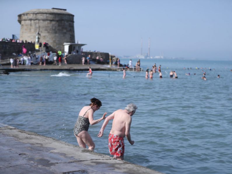 SPF at the ready: Met Éireann predicts high temperatures and UV levels this weekend