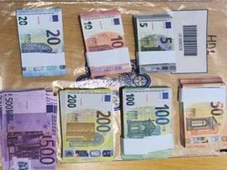 Gardaí seize €100,000 in counterfeit currency