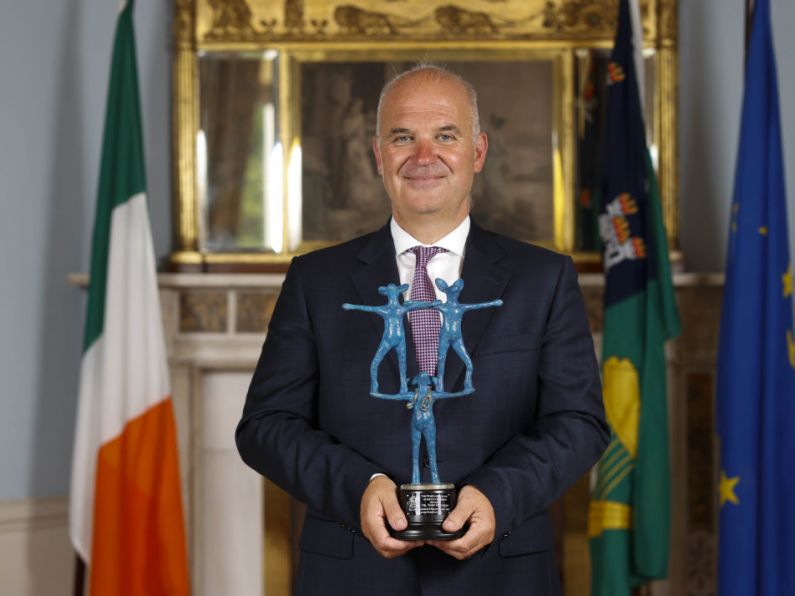 Tony Holohan receives Freedom of Dublin on behalf of all healthcare workers