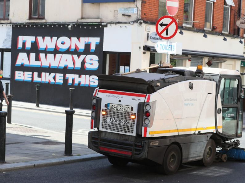 Three arrested after group throws glass at Dublin restaurant workers