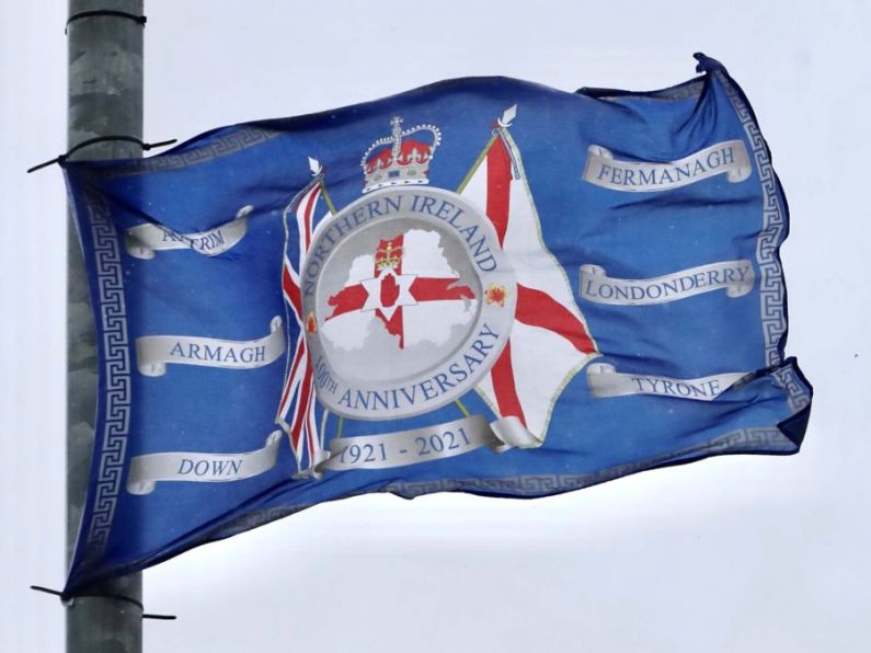 Irish officials 'no longer welcome' in North, says loyalist paramilitary group