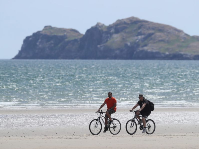 Met Éireann issues orange warning as six counties face near-record temperatures