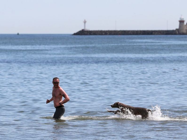 'Do not swim' notices for two Dublin beaches over bacteria levels