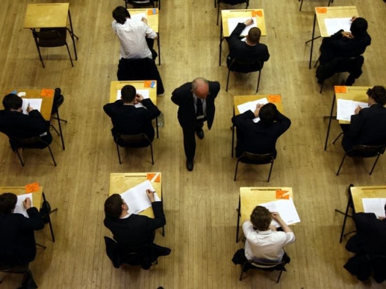 Teachers' unions call for Leaving Cert to go ahead as planned