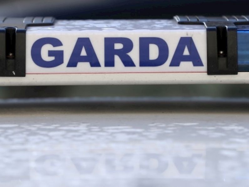 Cocaine worth €140,000 seized and man arrested after attempting to evade gardaí in Cork