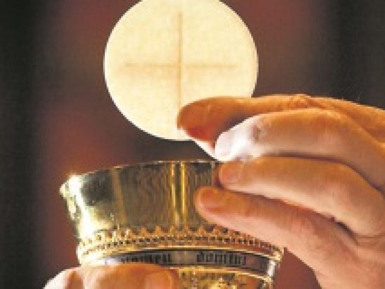 'Many' Limerick priests planning to proceed with communion/confirmation ceremonies despite HSE advice