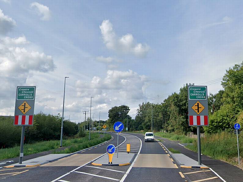 Truck crashes into former pub on N25 in Waterford