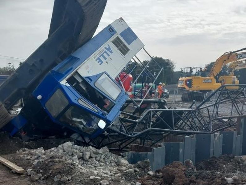 Crane overturns on Waterford's North Quays