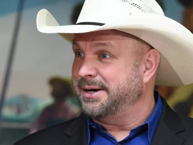 Garth Brooks talks to Geoff Harris about extra tickets, 2014 controversy, and an earthquake in 'Baton Rouge'