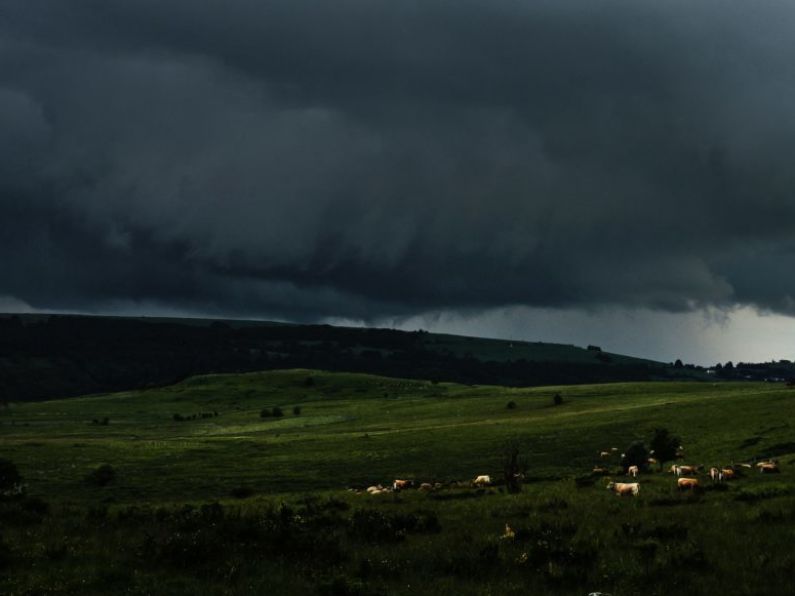 Met Éireann issues thunderstorm warning for six counties