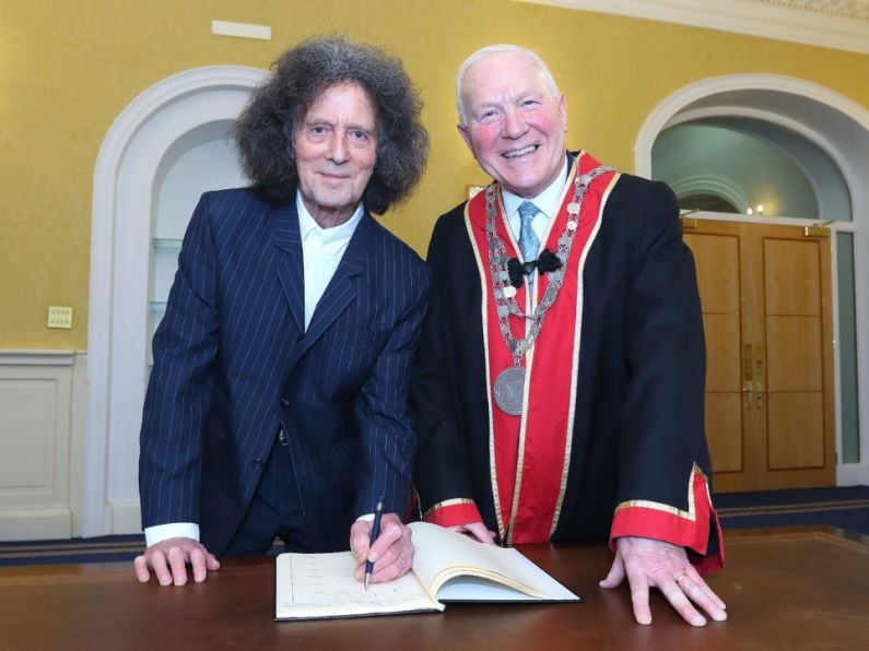 Gilbert O'Sullivan becomes Freeman of City and County and promises Waterford concert