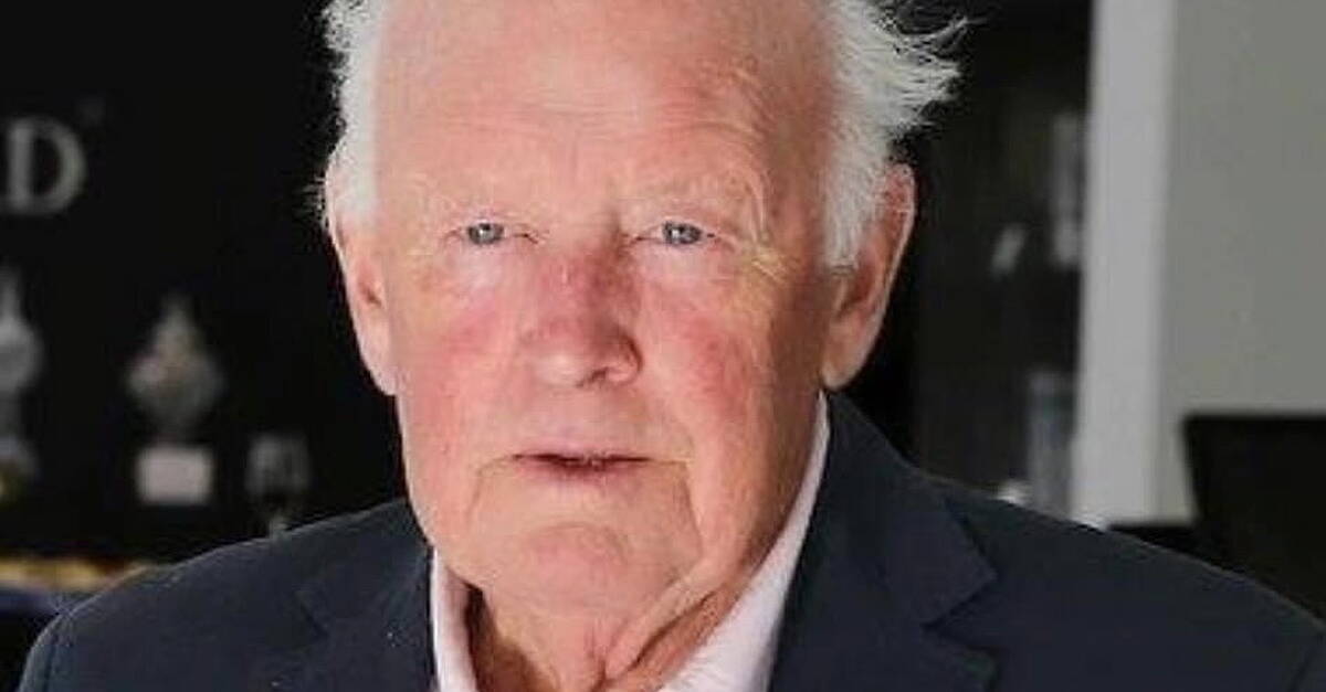 Renowned horse trainer Harry de Bromhead has died - Vimarsana News