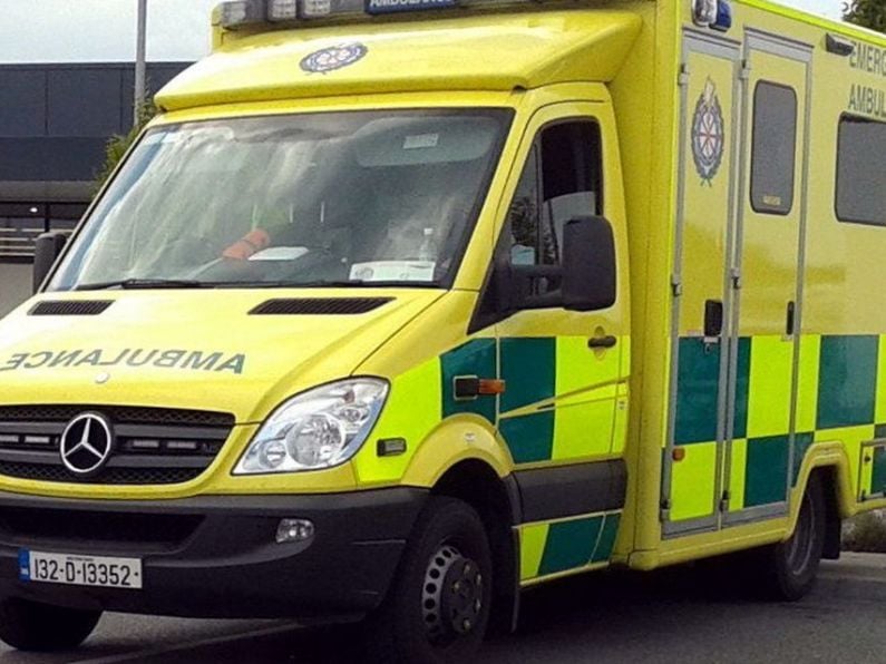 Ambulance and garda car involved in collision on N7