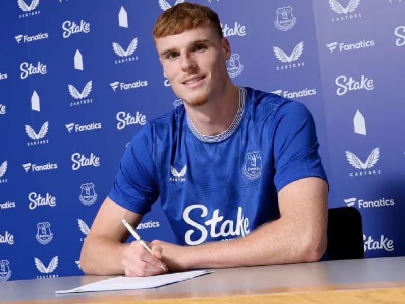 Everton sign Republic of Ireland defender Jake O'Brien in £17 million deal