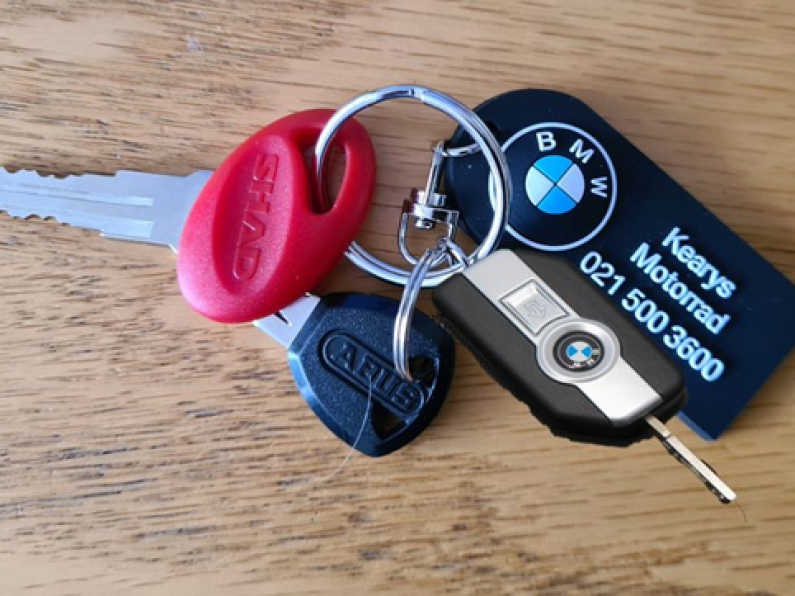 Lost: a set of BMW keys