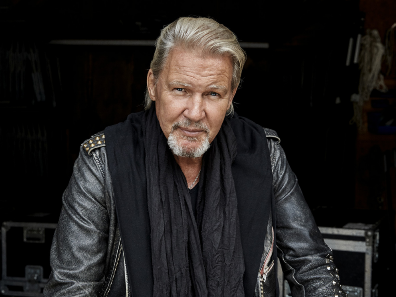 LISTEN: Johnny Logan has teamed up with An Post to #SendLove