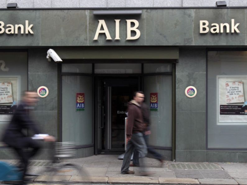 ‘We got it wrong’: AIB chief says bank will not revisit cashless plans