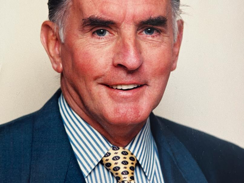 Former Chief Executive of Waterford Crystal Paddy Galvin dies aged 90