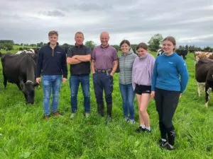 Dairy Farm - evin Moloney / Mike O Neill - Knockanore