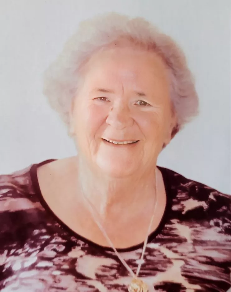 Veronica (Ronnie) Fardey née Gleeson, Clifton Court, Lower Grange, Waterford