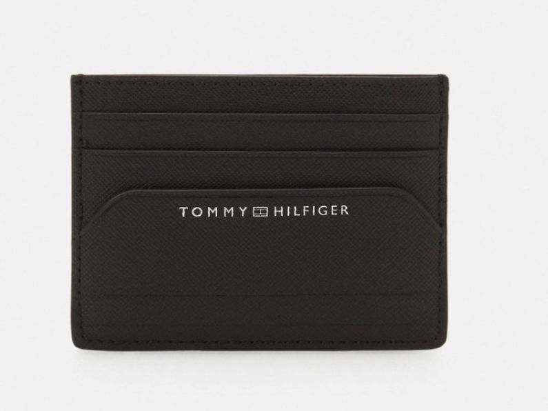 Lost: a Tommy Hilfiger Wallet