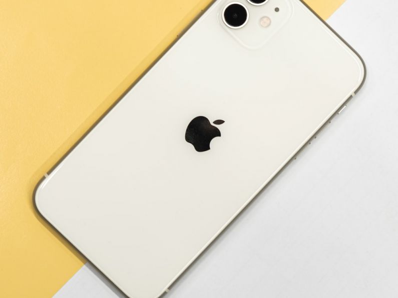 Lost: White iPhone