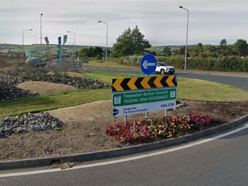 Lorry overturns at roundabout in Dungarvan