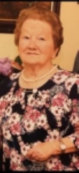 Maureen Danagher (née Flynn), 8 Castle Park, Carrick-on-Suir, Tipperary